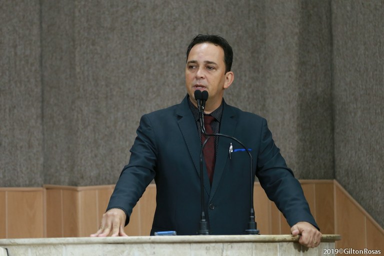 Abusos sexuais: Meireles alerta pais para os perigos do mundo virtual