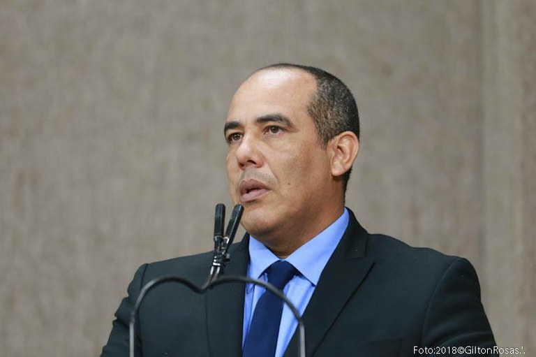 Acusado de “traição” por parlamentar, Amintas contesta: “Nós não podemos trair é o povo de Aracaju”