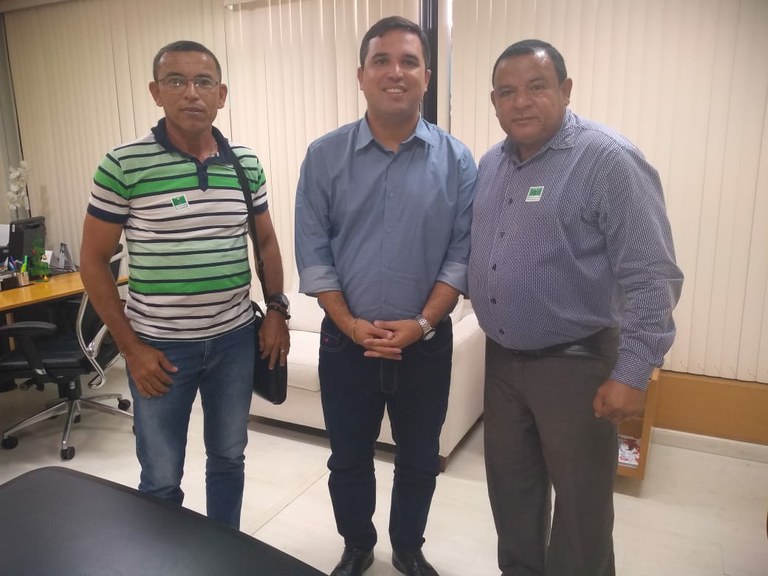 "Ainda não identificamos qual órgão é responsável pela orla do Porto Dantas", lamenta Américo