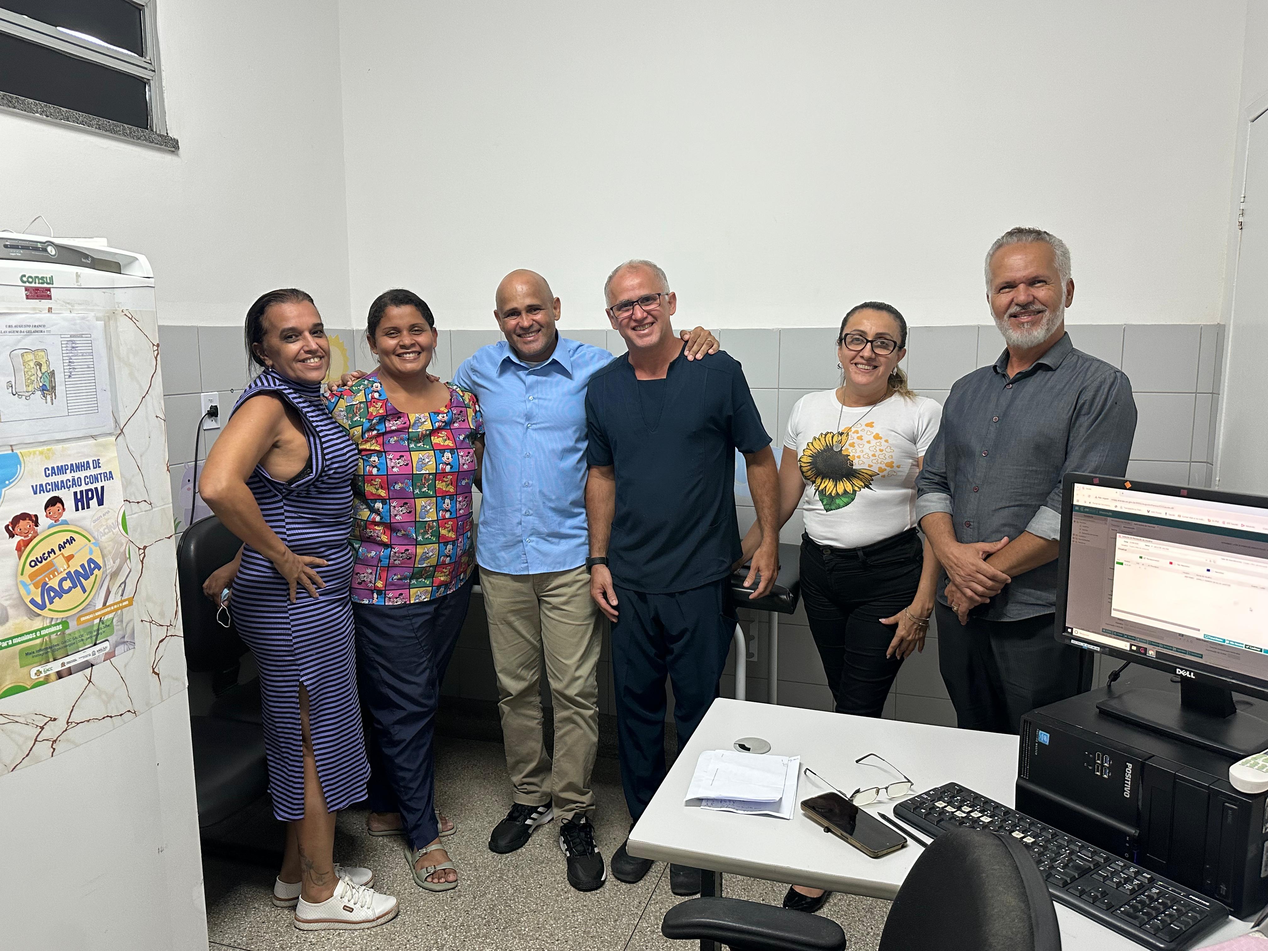 Alex Melo incentiva a imunização contra a gripe e convida população