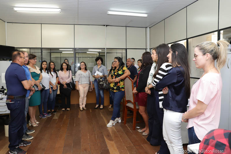Alunas do Projeto Jovem Senador visitam a CMA