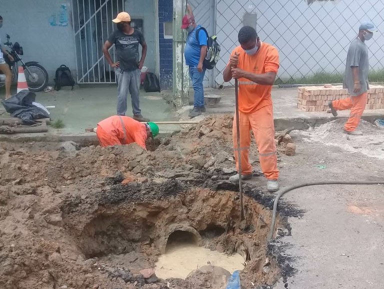 Américo agradece serviços realizados pela Deso, Emurb e Energisa na Coroa do Meio e Aruana