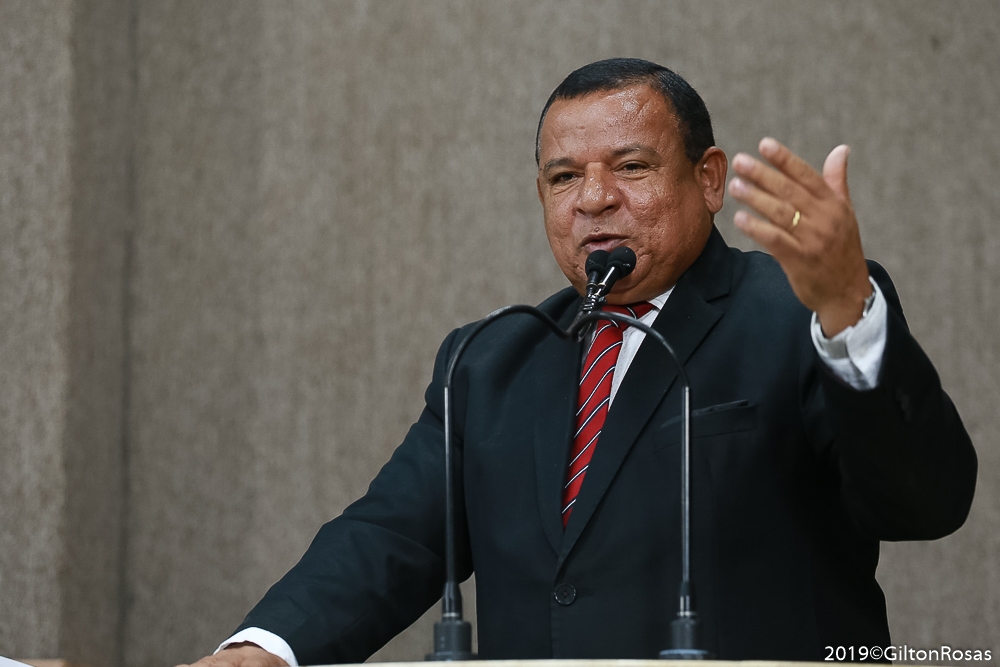 Américo de Deus agradece a realização de Ação Comunitária no Porto Dantas