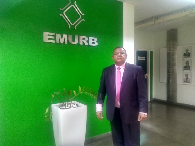 Américo de Deus cobra da Emurb instalação de iluminação na obra do Canal Beira-Mar