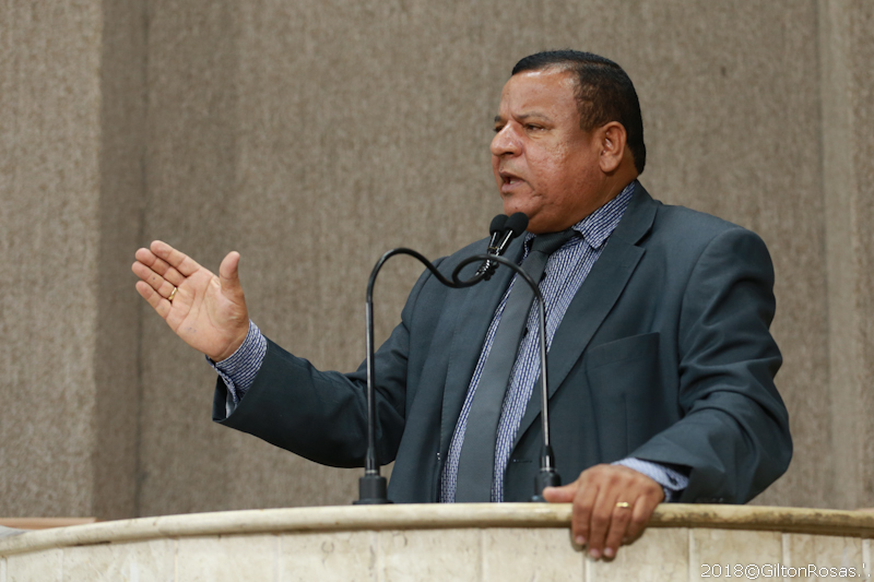 Américo de Deus colhe demandas dos bairros Japãozinho e Cidade Nova.