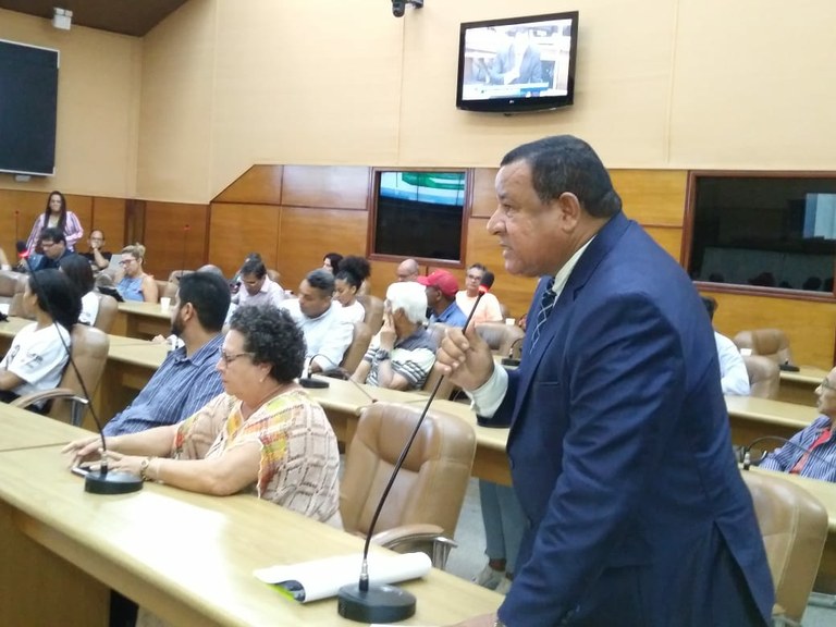 Américo de Deus defende Banese em audiência pública na Alese