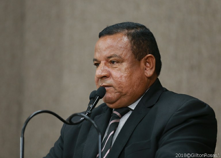 Américo de Deus explana sobre os lucros exorbitantes da Petrobras