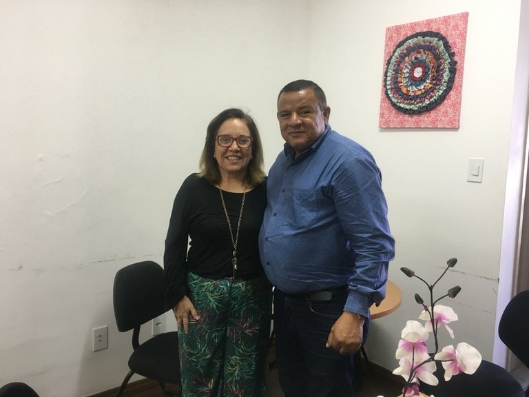 Américo de Deus faz acompanhamento de demandas levadas à Secretaria de Educação