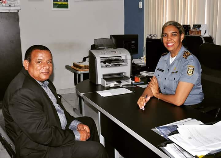 Américo de Deus leva demandas dos feirantes do Mercado Albano Franco ao Comando da Guarda Municipal