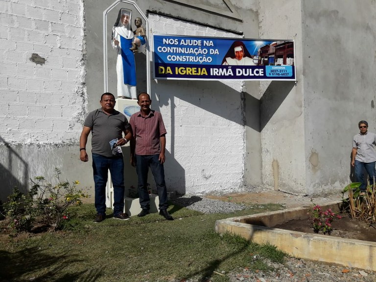 Américo de Deus presta homenagem à Santa Dulce dos Pobres 