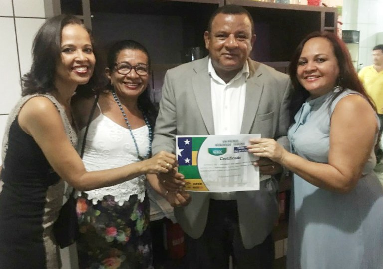 Américo de Deus recebe prêmio do Jornal Tribuna do Interior como destaque na política comunitária