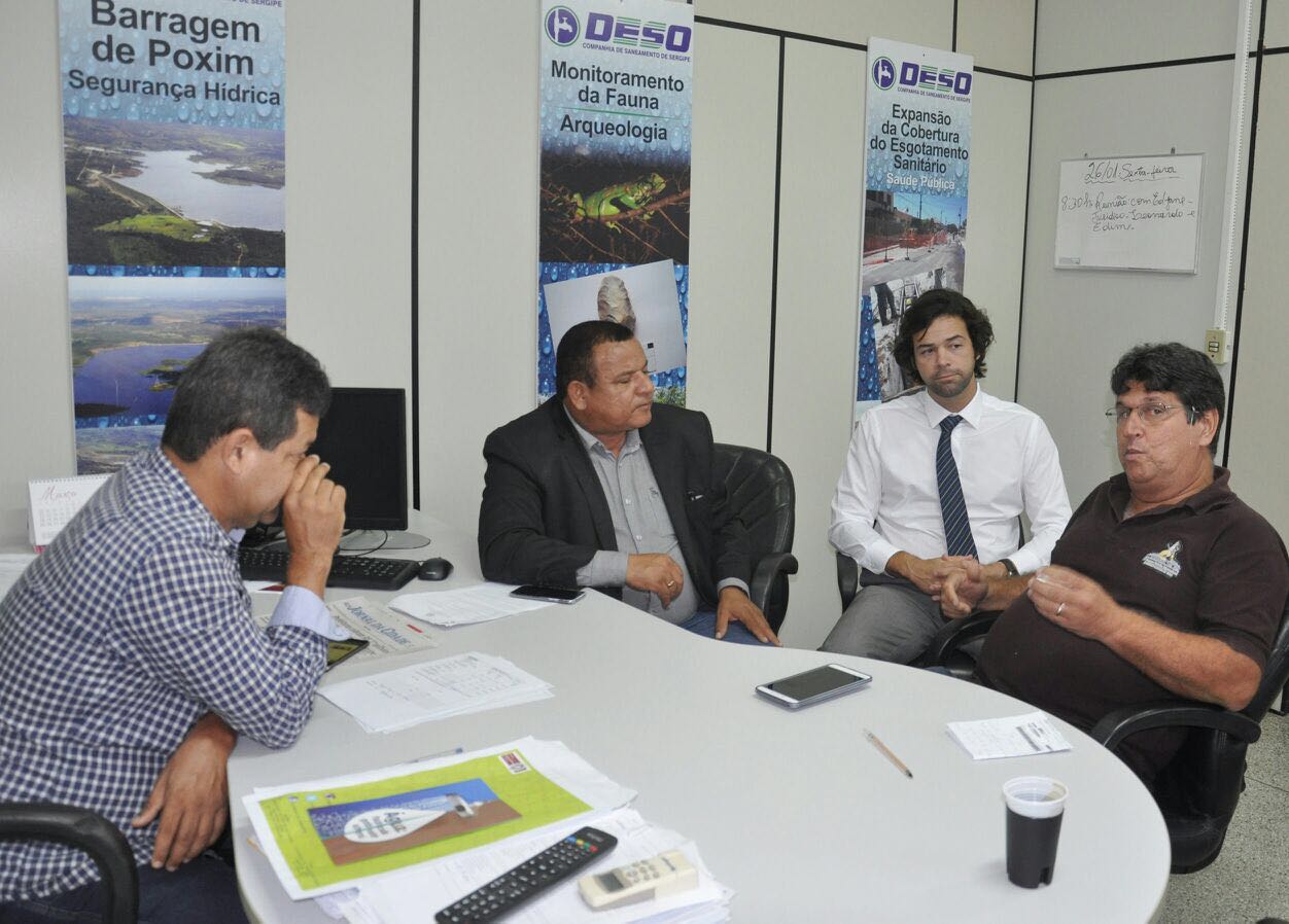 Américo de Deus reivindica melhorias no atendimento aos clientes da Deso