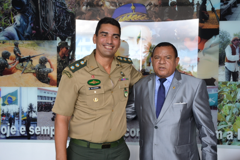 Américo de Deus representa a CMA em solenidades no 28º Batalhão de Caçadores