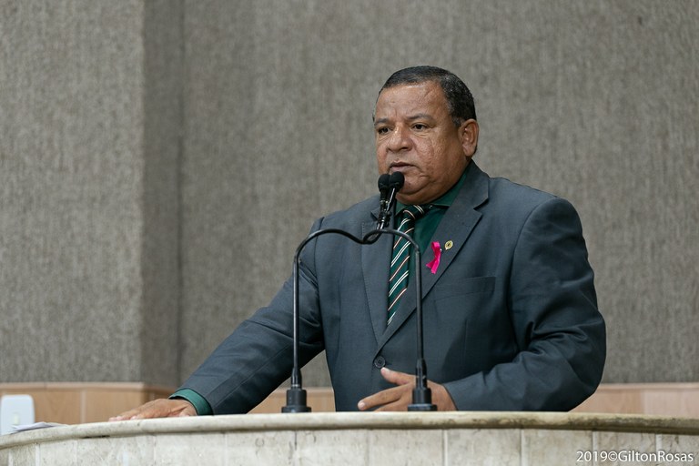 Américo destaca chegada do medicamento Dicloridrato de Pramipexol no Case