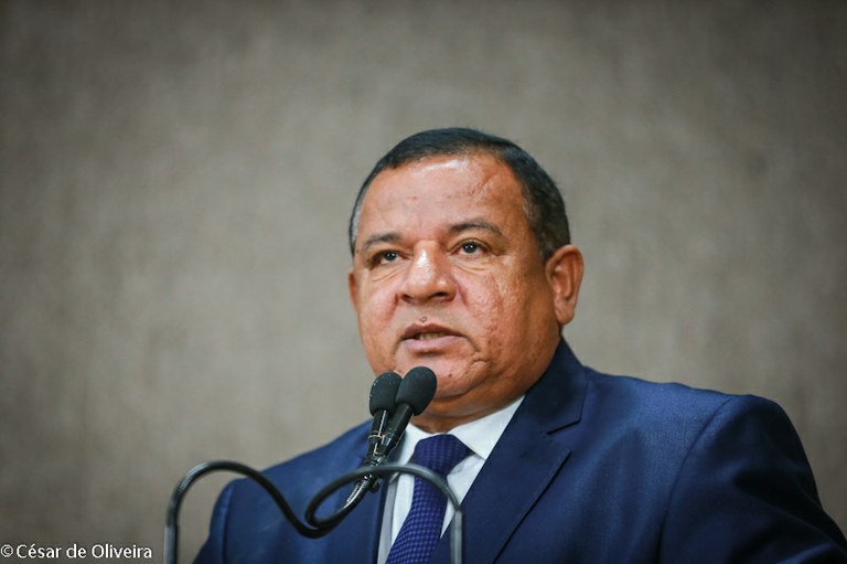 Américo diz que praças de Aracaju precisam ser revitalizadas 