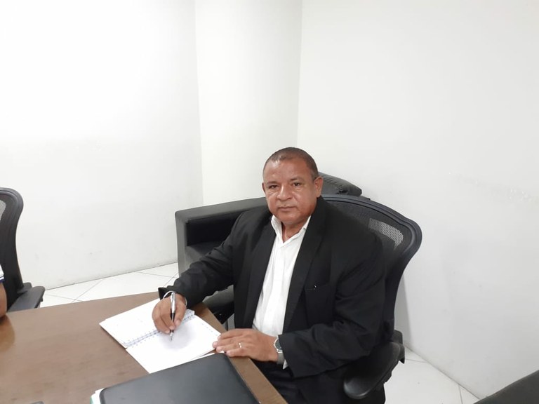 Américo pede assistência para profissionais e população afetada pelo período de quarentena