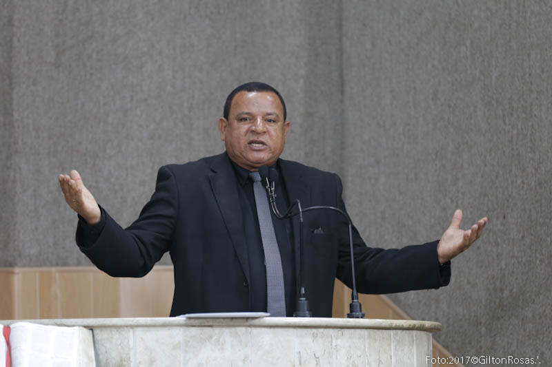 Américo lamenta o crescente aumento da violência contra a mulher