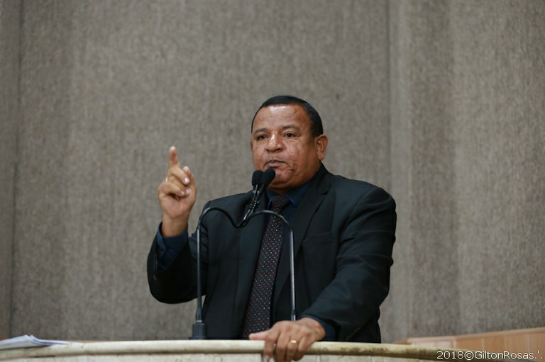 Américo opina sobre o PL que prevê fim de carroças em Aracaju