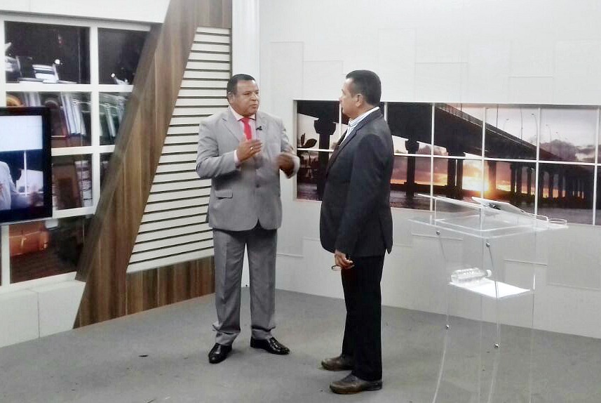 Américo participa de programa na TV Aperipê para falar sobre atuação no parlamento