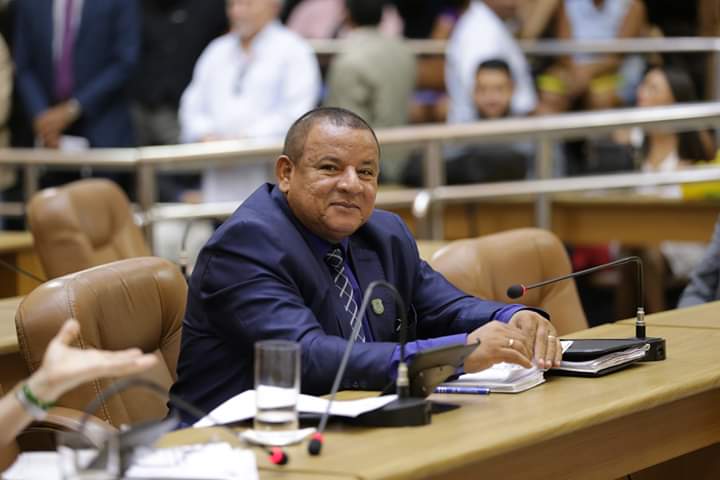 Américo sugere ações para evitar alagamentos nas proximidades dos canais da capital