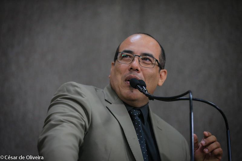 Amintas diz que não tem interesse na Comissão de Educação, Cultura e Esporte