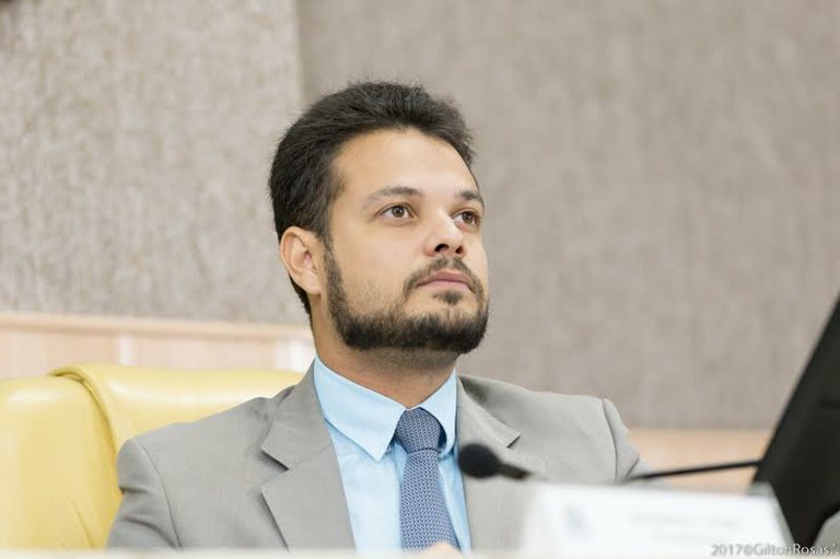 Anderson critica falta de prevenção contra alagamentos