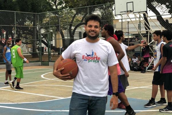 Anderson de Tuca acredita que incentivo ao esporte é importante para o desenvolvimento dos jovens
