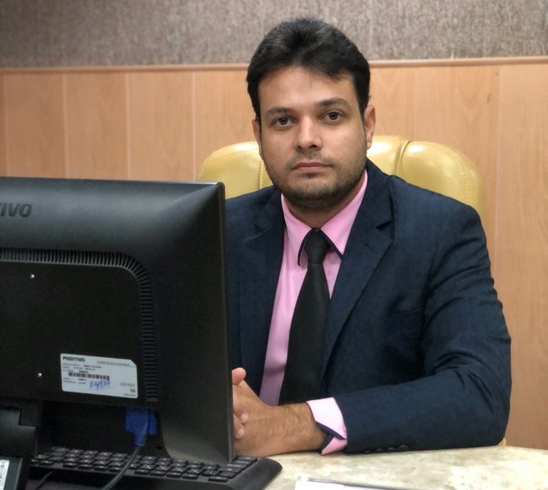 Anderson de Tuca apoia ação do Ministério Público contra desastre ecológico na costa sergipana