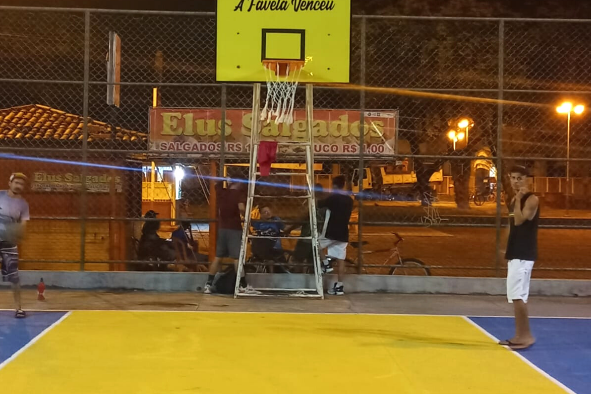 Anderson de Tuca auxilia na revitalização da Praça do Siqueira Campos