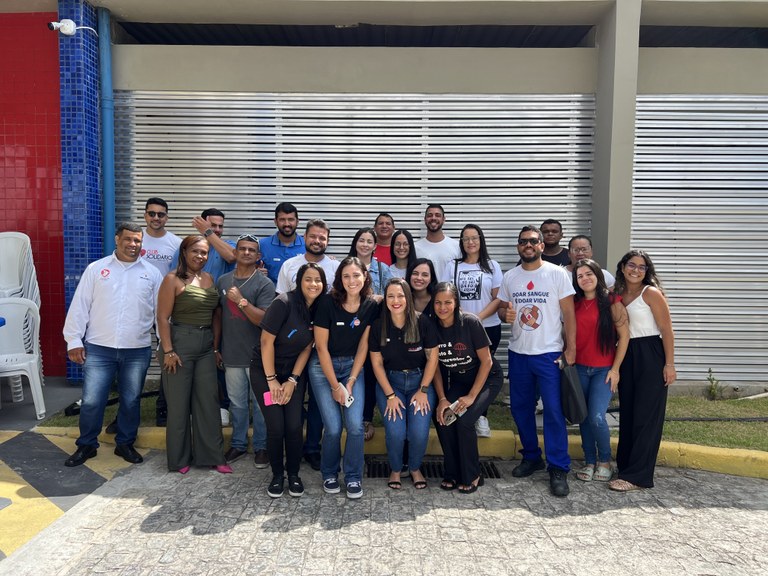 Anderson de Tuca celebra Dia Nacional do Doador de Sangue com campanha no Hemose