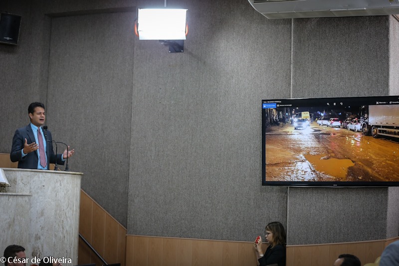 Anderson de Tuca cobra trabalho de prevenção para chuvas em Aracaju