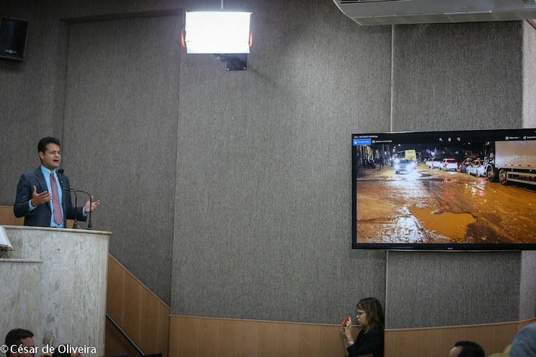 Anderson de Tuca cobra trabalho de prevenção para chuvas em Aracaju