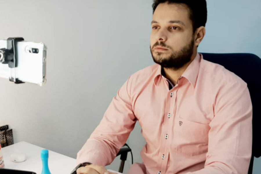 Anderson de Tuca comemora a iniciativa do Projeto Florir 