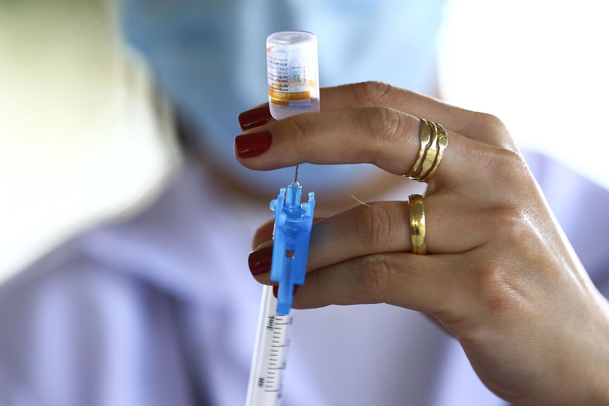 Anderson de Tuca comemora o avanço da imunização em Aracaju