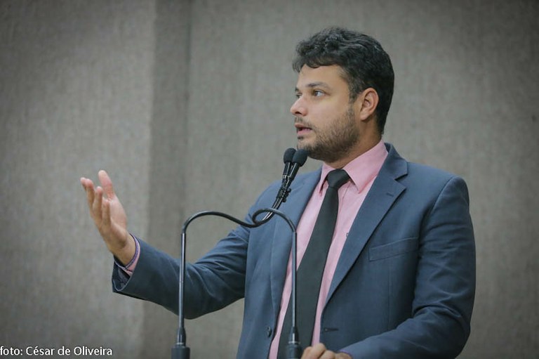 Anderson de Tuca destaca falta de segurança nos mercados centrais