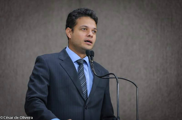 Anderson de Tuca fala sobre um ano de isolamento social