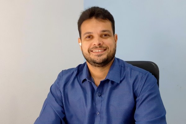 Anderson de Tuca parabeniza o Mutirão de Reconstrução de Mama