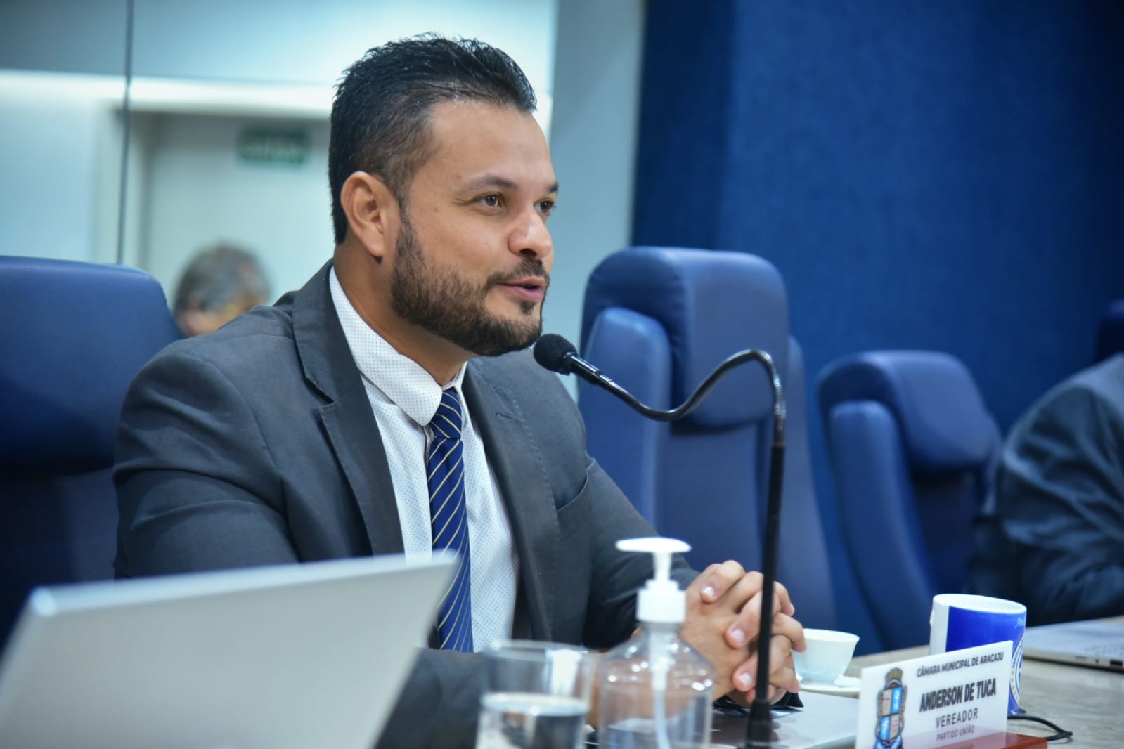 Anderson de Tuca pede atenção para infraestrutura do Recanto dos Cajueiros, no bairro Santa Maria