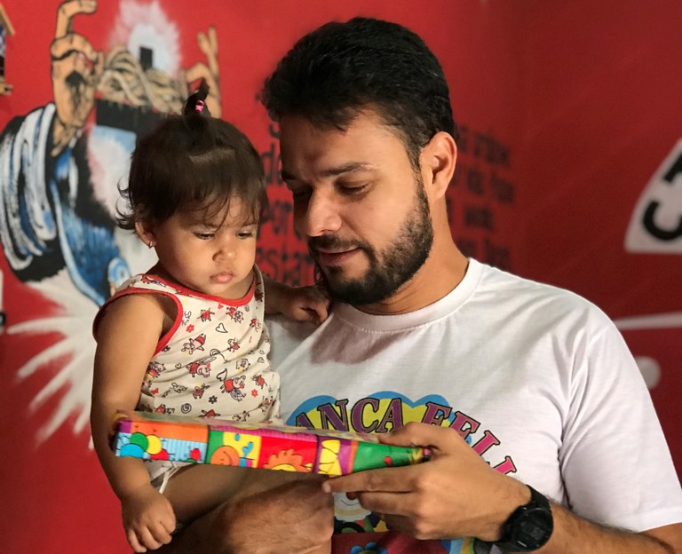 Anderson de Tuca promove Dia das Crianças no Siqueira Campos