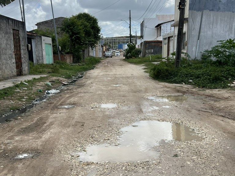Anderson de Tuca reforça cobrança por drenagem e pavimentação no Recanto dos Cajueiros