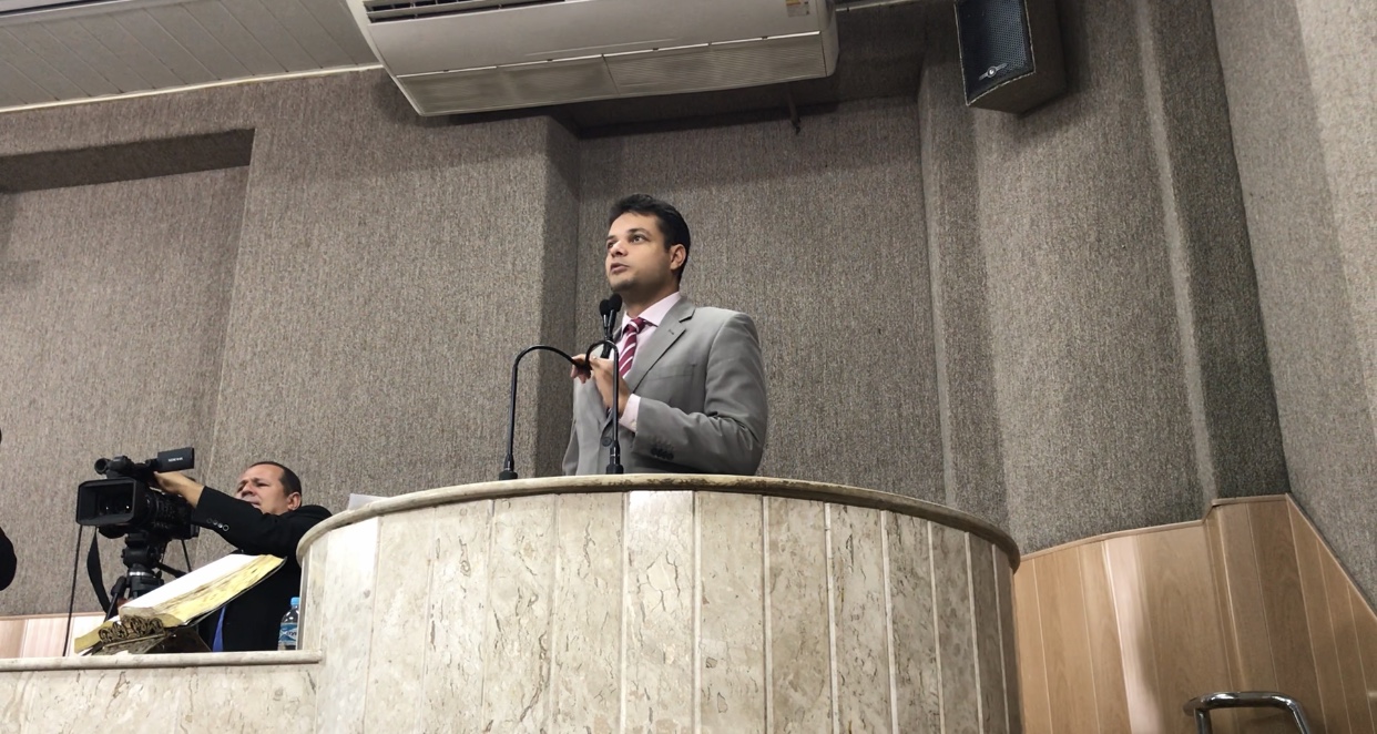 Anderson de Tuca sugere que a passagem de ônibus possa ser usada em mais de uma viagem