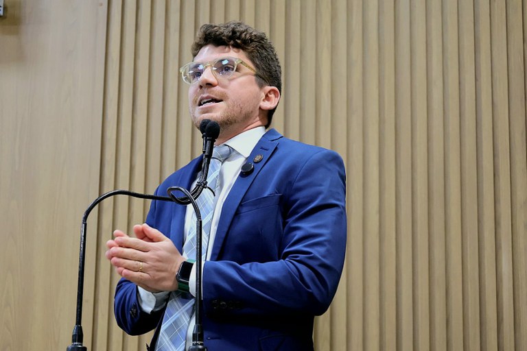 Após ataque a terreiro na Zona Sul, Breno Garibalde cobra respeito às religiões de matriz africana 