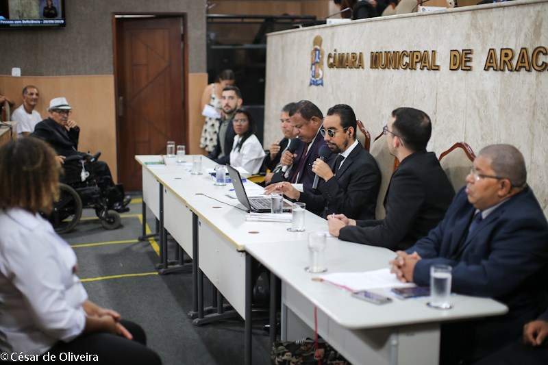 Aracajuanos reivindicam cumprimento da Lei de Inclusão em Sessão Especial