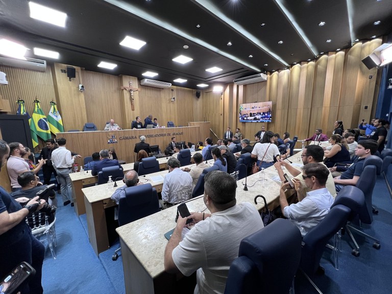 Audiência Pública de autoria do vereador Lúcio Flávio sobre os impactos dos jogos de azar na sociedade é realizada na CMA