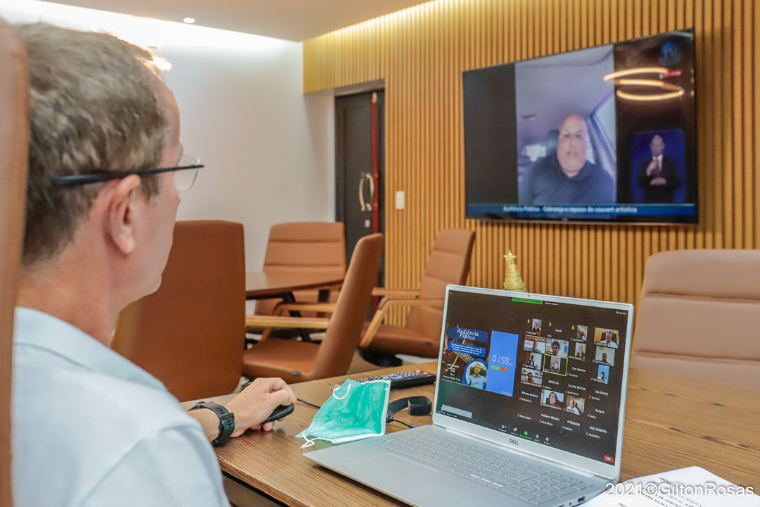 Audiência Pública debate sobre couvert artístico 