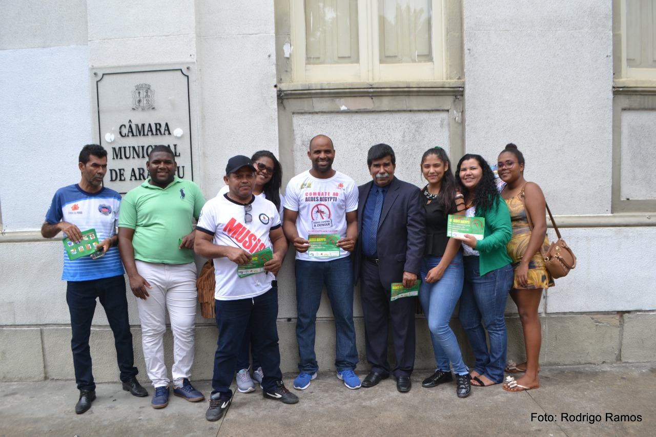 Bigode alerta a população para que tenha mais cuidado com o mosquito da dengue