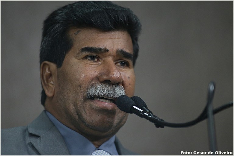 Bigode anuncia projeto de valorização aos artistas