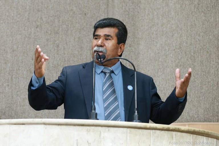 Bigode defende a regulamentação do táxi-lotação na Zona Sul