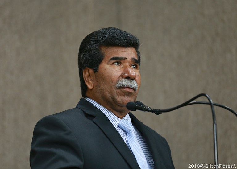 Bigode do Santa Maria lamenta a situação das vias da cidade