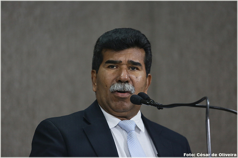 Bigode do Santa Maria lamenta situação da Saúde Municipal